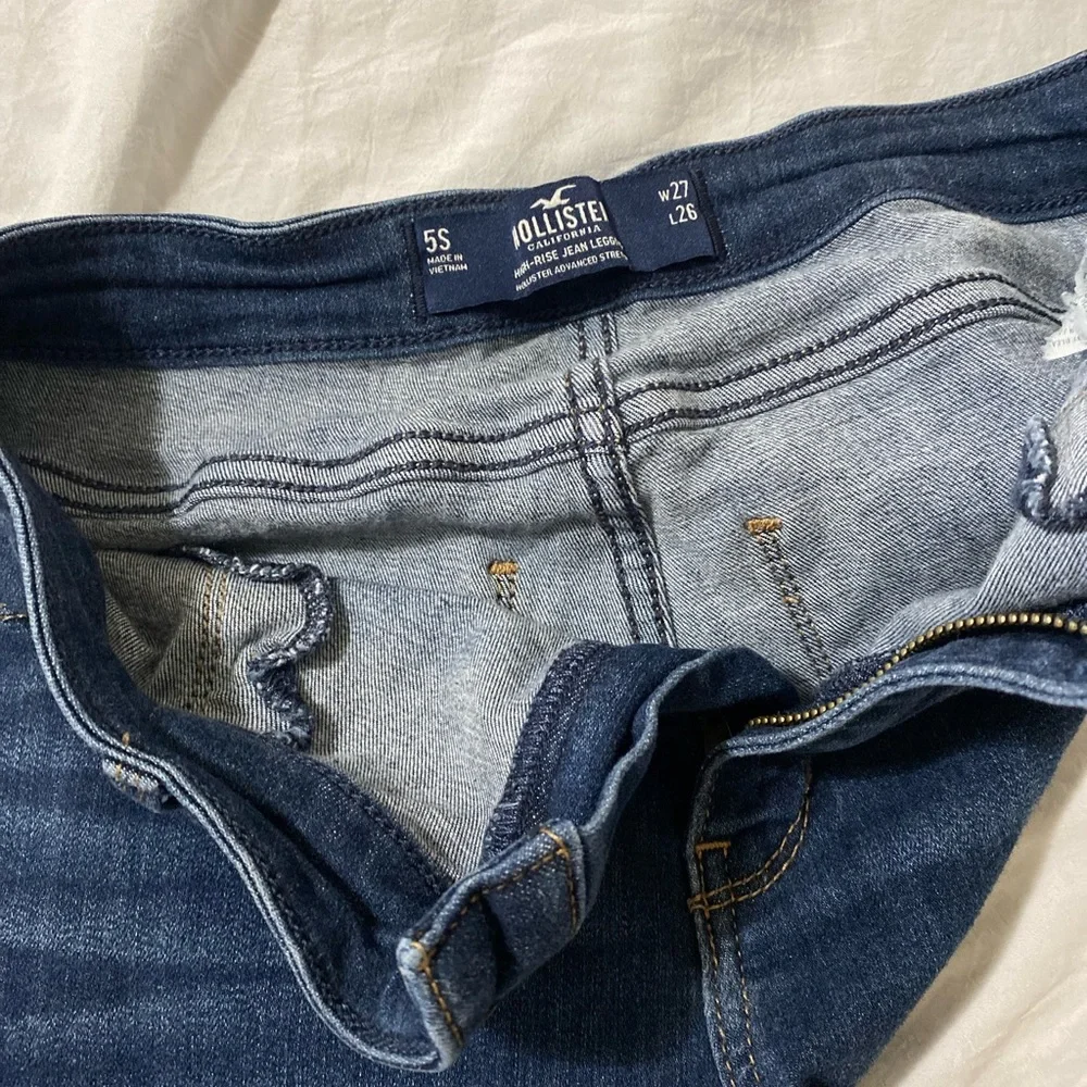 Jeans - Picture 3 of 3